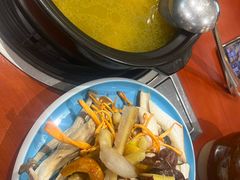 -菌之家·专业纯野生菌火锅·特色炒菌