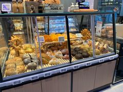 面包甜点陈列柜-盒马鲜生(王府广场店)