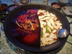 -鸿姐老火锅(疁城新天地店)