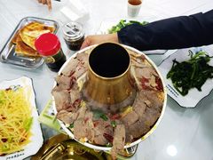 -撒拉人家.酸菜牦牛肉火锅