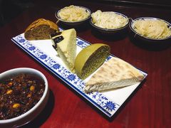 -窄巷子陕菜馆·地道陕西菜(粉巷店)