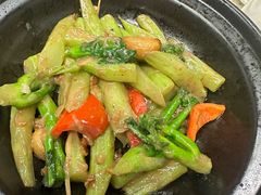 -肥仔文澳门猪骨煲(南京西路店)