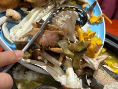 -菌之家·专业纯野生菌火锅·特色炒菌