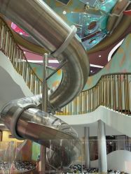 -奈尔宝·国风主题儿童乐园·亲子餐厅(豫园商城店)