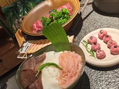 -三出山火锅(南京万象天地店)