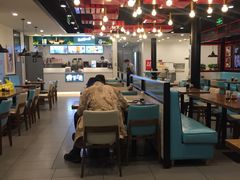 大堂-李先生牛肉面大王(上海站南广场店)