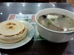 -东关吉祥西安腊汁肉夹馍(健德门店)