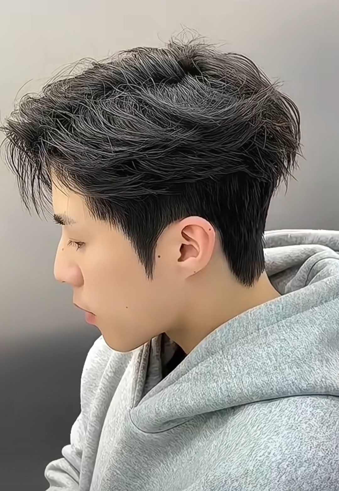 男生简洁发型