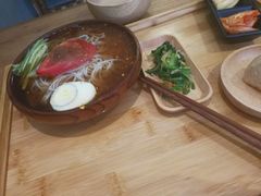 冷面-一两饭川味素食餐厅