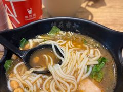 -桂在香知桂林米粉(红博中央公园店)