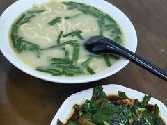 -三百碗宝应长鱼面(板仓街店)