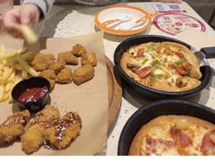 -必胜客(WOW中心城店)