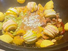 -万里闯关东铁锅炖菜馆(高新旗舰店)