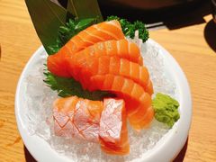 三文鱼腩-大和食乐·鲜和牛酸汤火锅(环宇荟店)