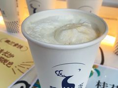 桂花乌龙冰淇淋奶茶-麓茶