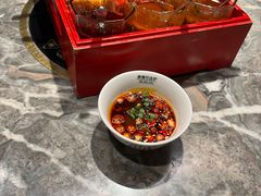 -禄婶鸡煲·打边炉