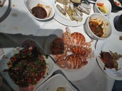 -领鲜活海鲜榴莲自助火锅(东门店)