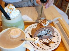 奥利奥咸奶油蛋糕卷-猫小主咖啡·猫咖cat cafe(福田店)