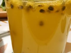 百香果青柠汽泡水-越弥越南传统美食馆
