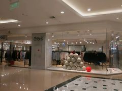 -COS(月星环球港店)