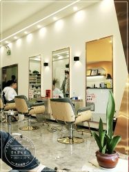 -V8潮牌·接发烫染连锁