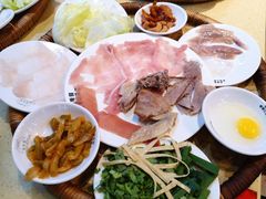 -桥香园云南过桥米线(金马碧鸡店)