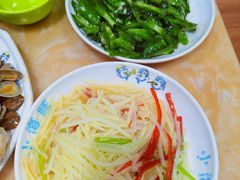 -小海豚•老字号海鲜餐厅(天涯店)