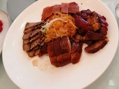 鸿运乳猪拼盘-伯衡55·吉品轩(乌鲁木齐南路店)