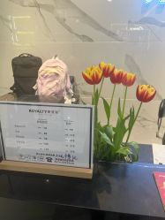 -罗亚帝造型·烫发染发