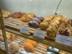 -提亚烘焙·手作面包·生日蛋糕(七星店)