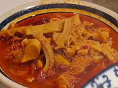 -邱芳粉店(迎宾大道旗舰店)