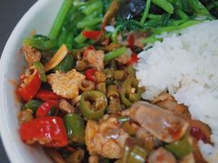 酸辣鸭块-北大学一食堂