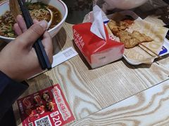 -魔都三兄弟酸辣粉·蘸卤炸串(虹桥万科店)