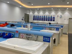 -蓝旗亲子游泳(范湖万达广场店)