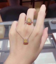 -周大福CHOW TAI FOOK(金汇广场珠宝店)