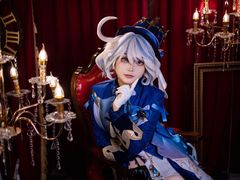 -米游妙妙屋cosplay换装自拍摄影体验馆