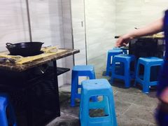 大堂-石灰市毛记烧鸡公(解放碑店)