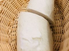 山东呛面大馒头-山东宾馆·齐鲁苑餐厅