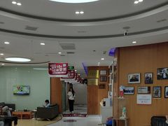 -雅悦齿科(顾村公园店)