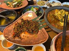 -云海肴·汽锅鸡·云南菜(天山百盛优客店)