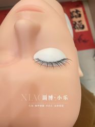 -小乐化妆美甲半永久培训学校