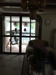 -杉惠素颜美妆皮肤管理中心