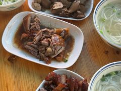 -香辉食馆(新兴路店)