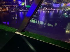 -东方明珠·空中旋转餐厅