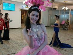 -金东尼人妖秀