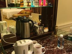 -深圳富苑皇冠假日套房酒店