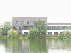 -上海怡沁园度假酒店