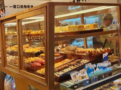 -小飞象面包公社(珠江路金鹰店)