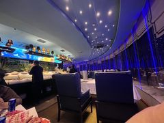 -云顶旋转自助景观餐厅