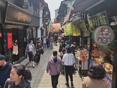 -小草屋轰趴馆别墅派对新场团建家庭聚会